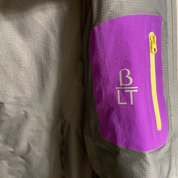 Arc’teryx BETA LT raincoat Small - Picture 4 of 6